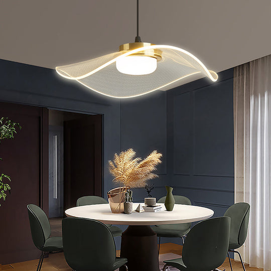 Sleek LED Pendulum Light: Ruffled Design, Clear Acrylic, Ideal for Dining Room