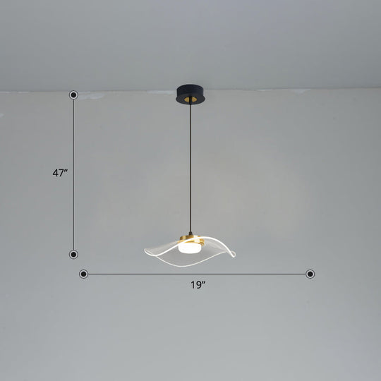 Sleek LED Pendulum Light: Ruffled Design, Clear Acrylic, Ideal for Dining Room