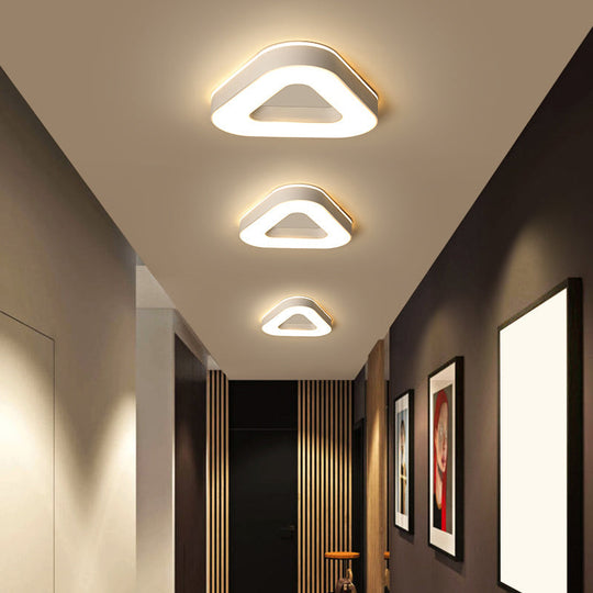 Nordic Style LED Flush Mount Ceiling Light with Acrylic Diffuser for Small Corridors