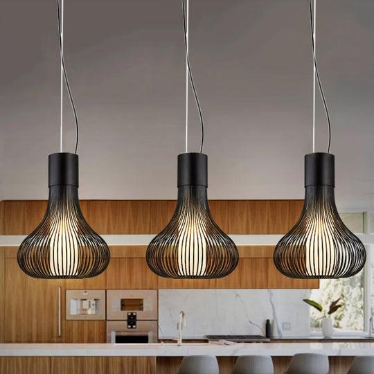 Suspension de plafond contemporaine en forme de cage métallique avec abat-jour cylindrique intérieur - 1 lampe - Métal noir/blanc - Idéal pour la salle à manger