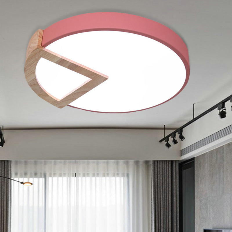 Wood Triangle Nordic LED Ceiling Lamp in 5 Colors (Warm/White) for Kindergarten