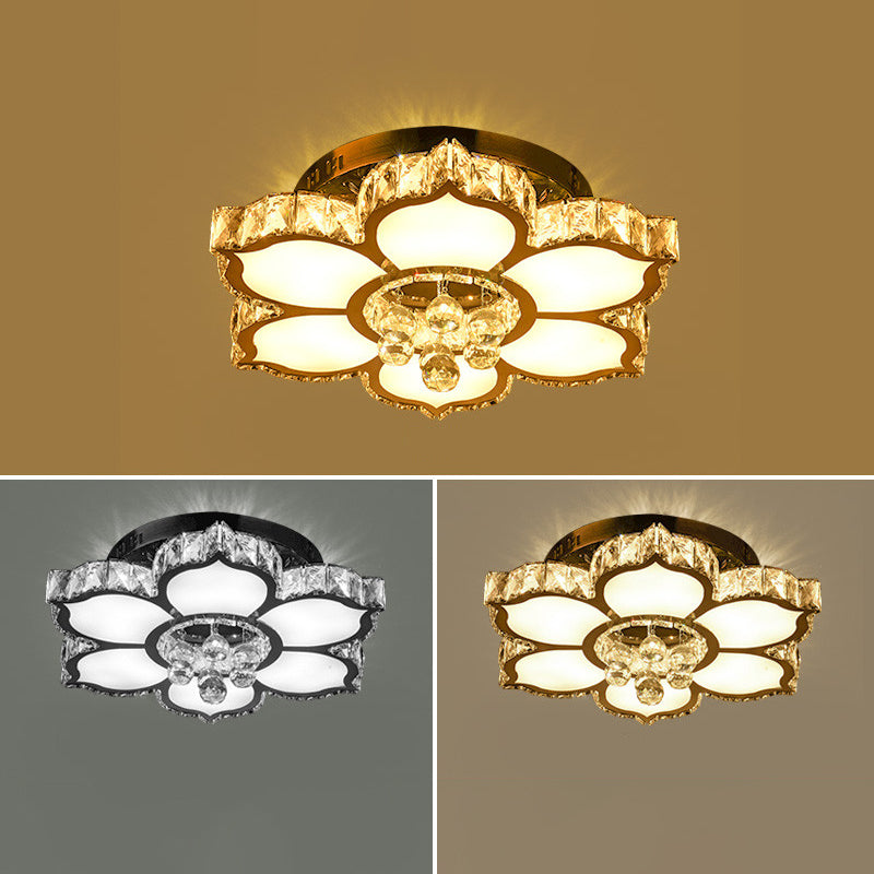 Plafonnier LED moderne en cristal blanc avec motif de fleur pour salon avec design encastré