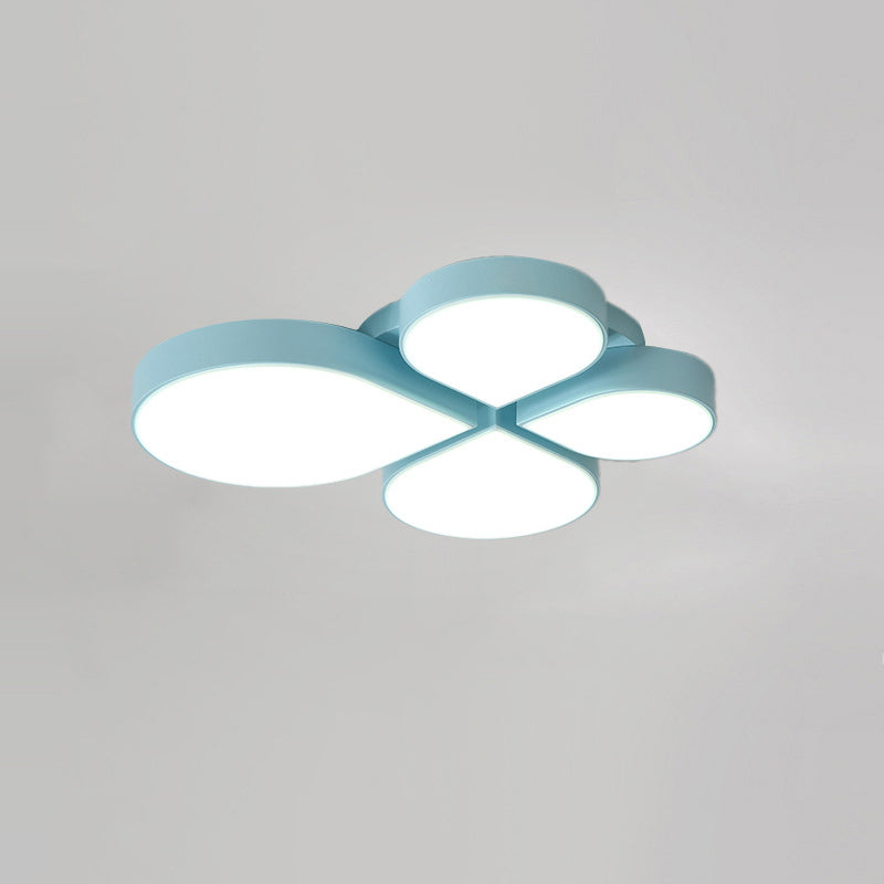 Nordic Style LED Ceiling Lamp - Clover Shaped Flush Mount Light Fixture