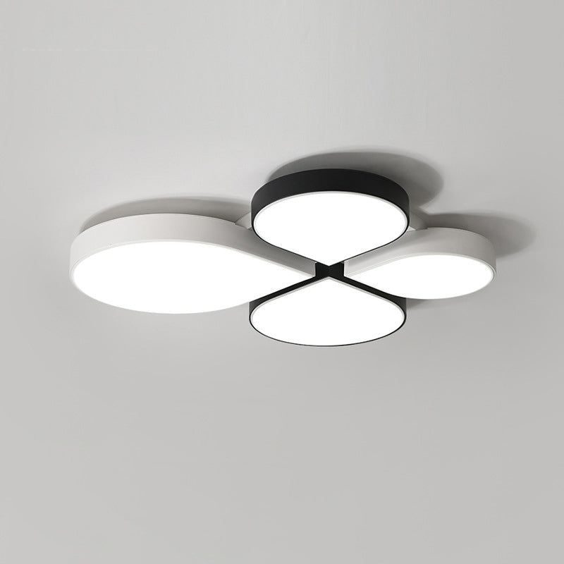 Nordic Style LED Ceiling Lamp - Clover Shaped Flush Mount Light Fixture