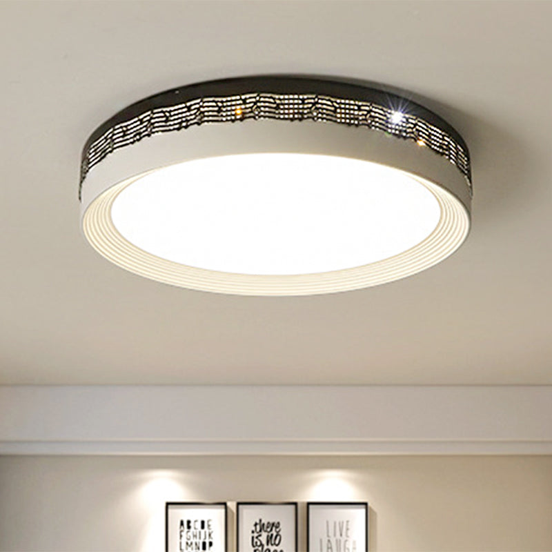 Contemporary Led Ceiling Lamp In Black Round 18/22/30 Dia Flush Mount With Warm/White Lighting And