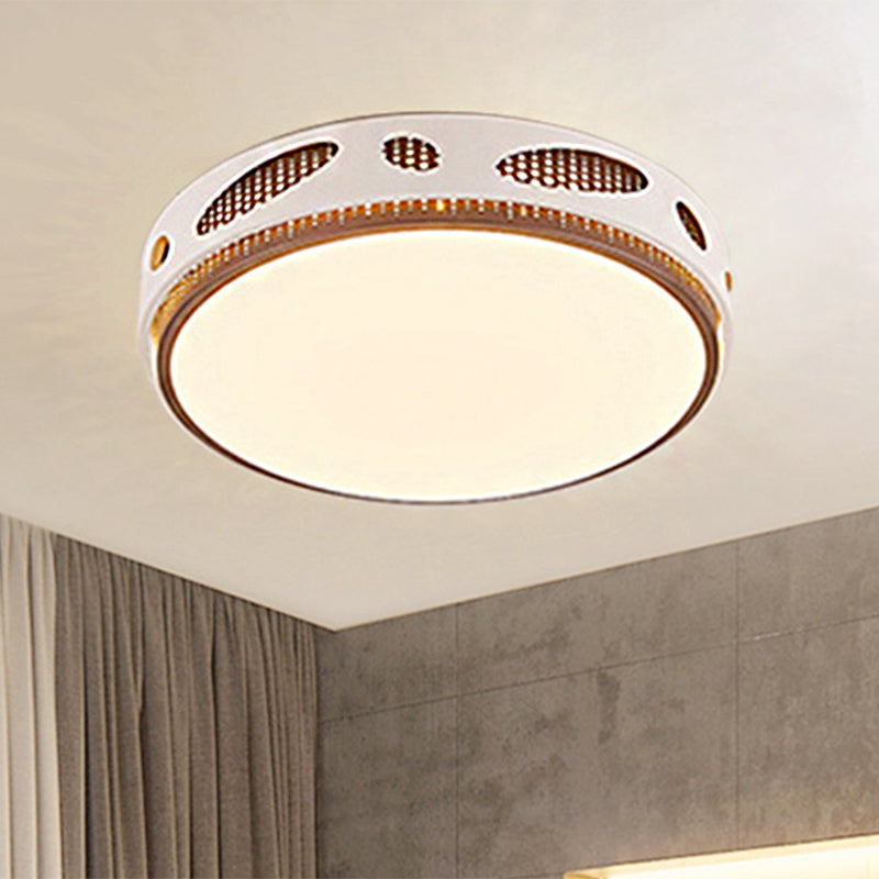 Round LED White Flushmount Ceiling Light Fixture with Simplicity Acrylic, Warm/White Lighting