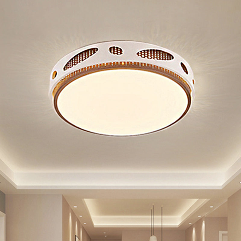 Round LED White Flushmount Ceiling Light Fixture with Simplicity Acrylic, Warm/White Lighting