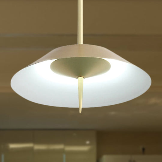 Metal Nordic Style Pendant Light - Black/Copper/Gold Cone Shade, Perfect for Dining Rooms