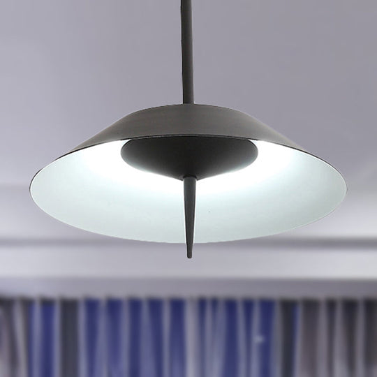 Metal Nordic Style Pendant Light - Black/Copper/Gold Cone Shade, Perfect for Dining Rooms