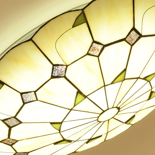 Vintage Tiffany Stained Glass Ceiling Light with Leaf Pattern - Flush Mount LED Lamp for Living Room and Bedroom