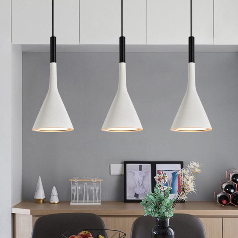 Nordic Modern Resin Tapered Hanging Light: Stylish 1-Light Pendant Lamp For Restaurants