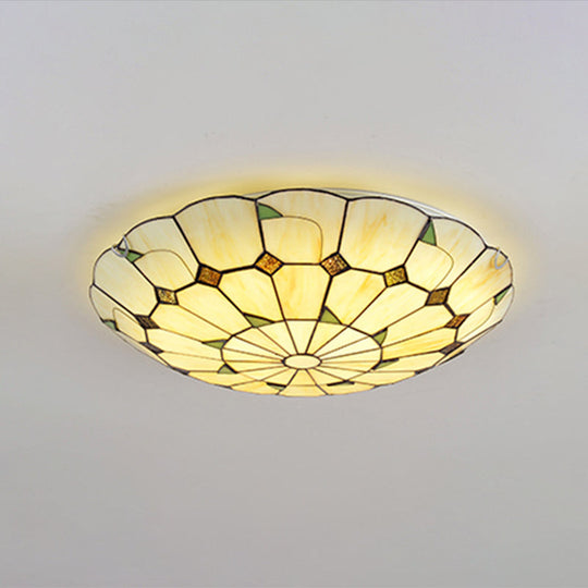 Vintage Tiffany Stained Glass Ceiling Light with Leaf Pattern - Flush Mount LED Lamp for Living Room and Bedroom