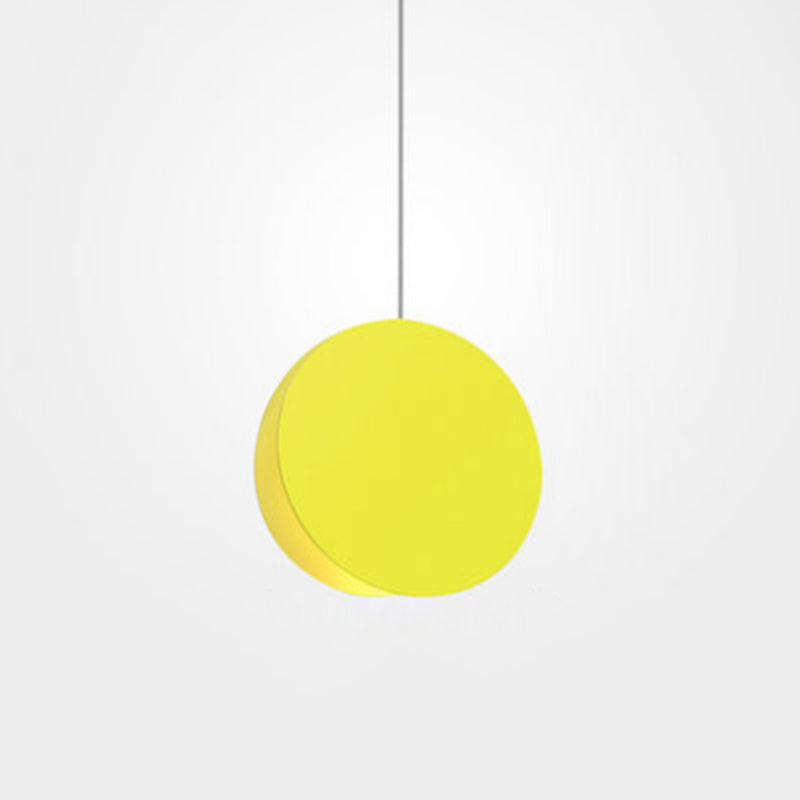 Shell-Inspired Round Pendant Lamp - Macaron Style - Metal - 1-Light Ceiling Light