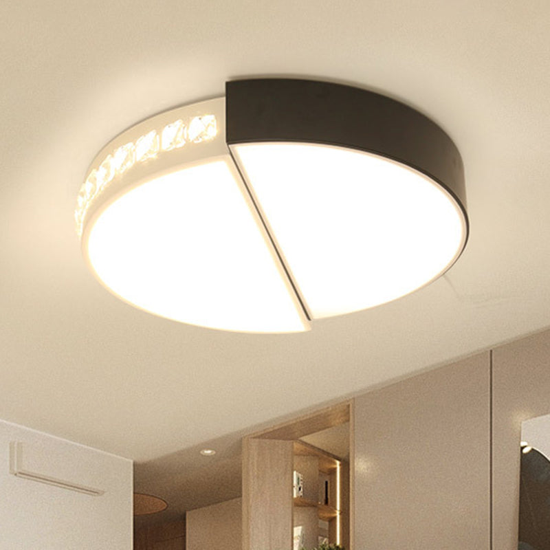 Classic LED Flush Ceiling Light: Round Acrylic Flush Mount in Black & White for Living Room