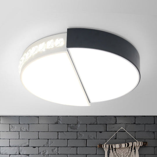 Classic LED Flush Ceiling Light: Round Acrylic Flush Mount in Black & White for Living Room