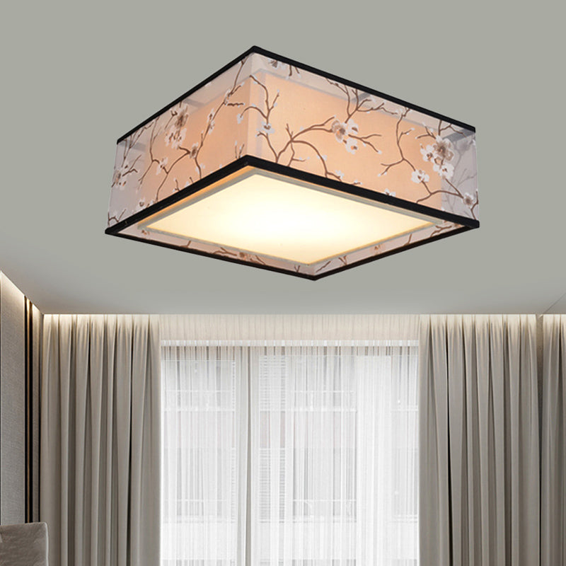 Traditional Style Fabric Square Flush Light - 4/5 Lights Ceiling Flush Mount in White - Various Sizes