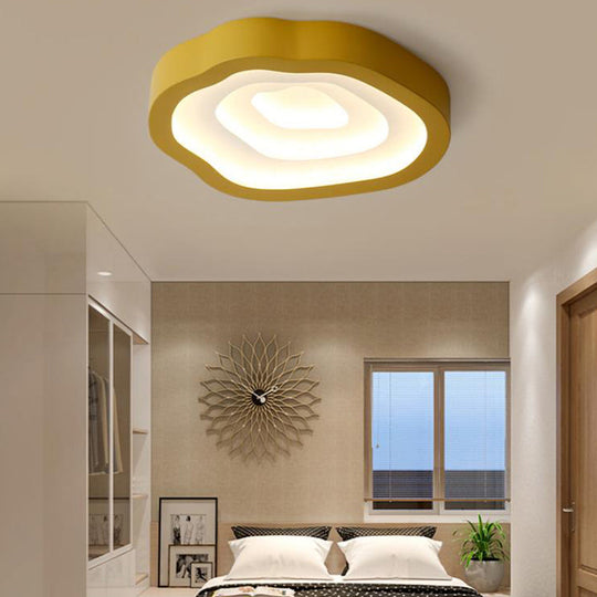 Contemporary Cloud LED Flushmount Ceiling Light Fixture in Black/Yellow/Blue - Warm/White Light Options
