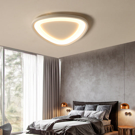 Modern Triangle Ceiling Mount Light - 18/23.5 W Stylish Metal Led Flush Lighting Warm/White Remote