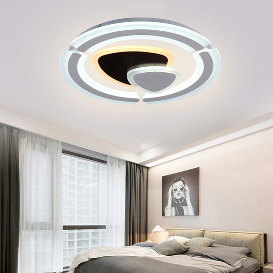 Modern LED Acrylic Flushmount Ceiling Lamp in Black/White Triangle Design with Remote Control Dimming