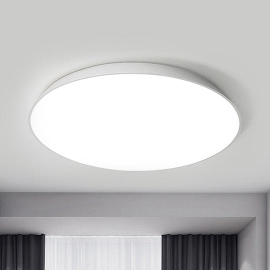Contemporary LED Metallic Flush Mount Light - White Tray Ceiling Lamp for Bedroom (16.5"/20.5"/24.5" Dia)