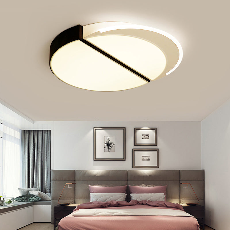 Modern Metal LED Flush Mount Ceiling Light in Black-White, 16"/19.5" Wide