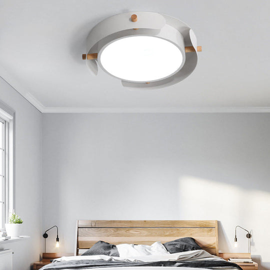 Nordic Acrylic LED Flush Mount Ceiling Light Fixture in White/Distressed White - 16"/19.5" Dia