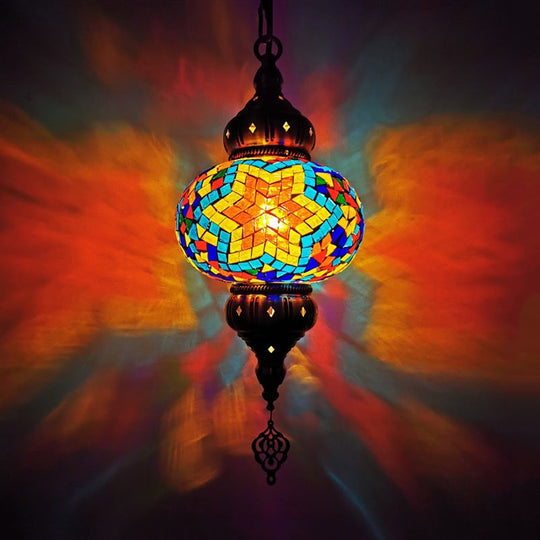 Traditional Stained Glass Oval Pendant Light Kit - Bedroom Hanging Lamp (1 Head) In White/Red/Orange