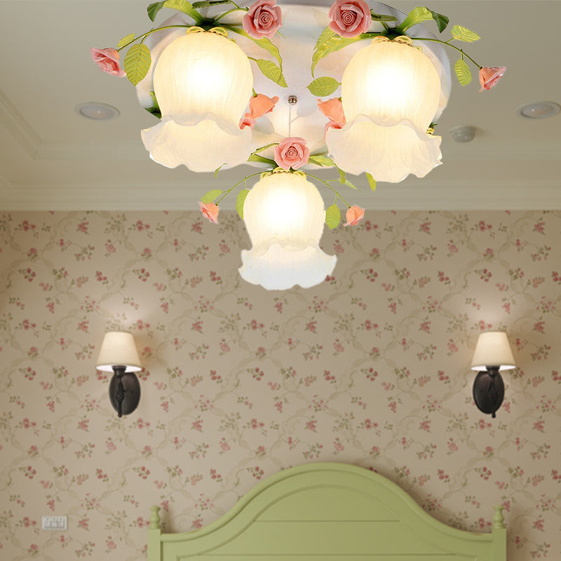 Scalloped Metal White Ceiling Light: 3/5 Lights Flush Mount Fixture for Living Room