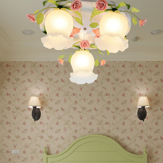 Scalloped Metal White Ceiling Light: 3/5 Lights Flush Mount Fixture for Living Room