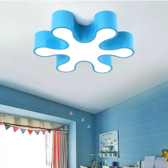 Plafonnier LED en acrylique à pétales colorés pour jardin d'enfants - Rouge/Jaune/Bleu/Vert, 19,5"/23,5" L