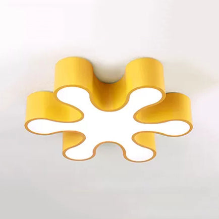 Plafonnier LED en acrylique à pétales colorés pour jardin d'enfants - Rouge/Jaune/Bleu/Vert, 19,5"/23,5" L