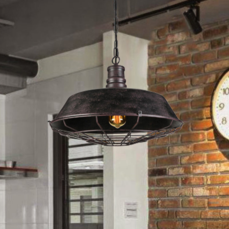 Suspension rustique avec abat-jour en fer forgé et bronze