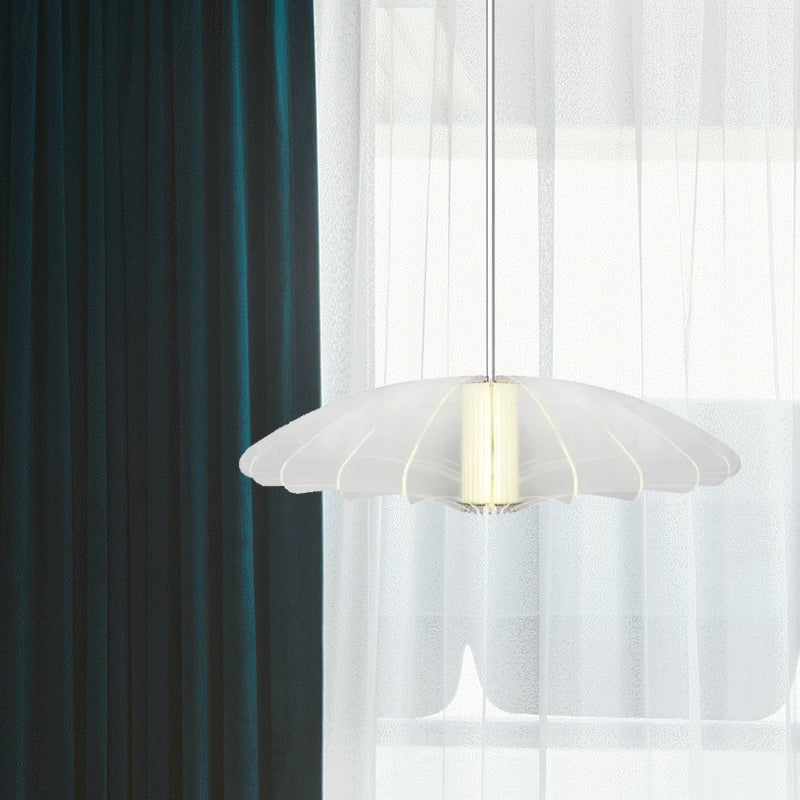 Modern Clear Glass Pendant Lighting For Dining Room Ceiling - Wide Flare Design