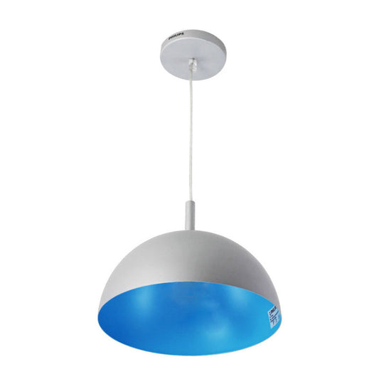 Plafonnier suspendu en forme de dôme en métal au design simple - 1 luminaire orange/bleu/chrome pour salle à manger, 10"/16" de large