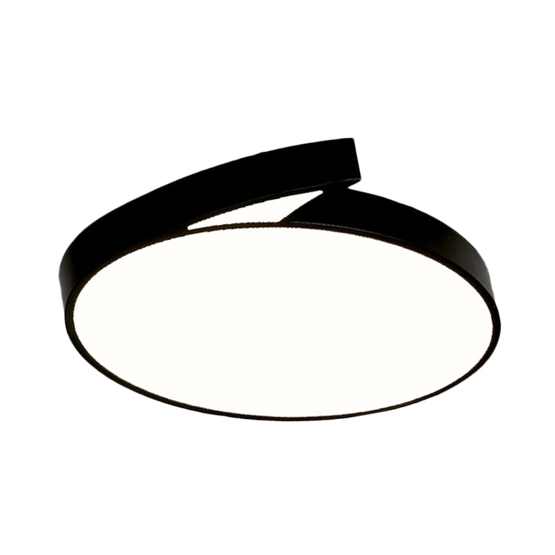 Modern Round Flush-Mount Ceiling Light - Black/White 18"/21.5" LED Acrylic Flushmount with Fin Detail in White/Warm Light