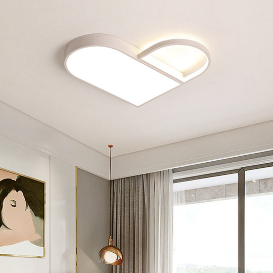 LED Bedroom Flush Mount Modern White/Black Flush Lighting with Love Heart Metal Shade, 19.5"/23.5" Width