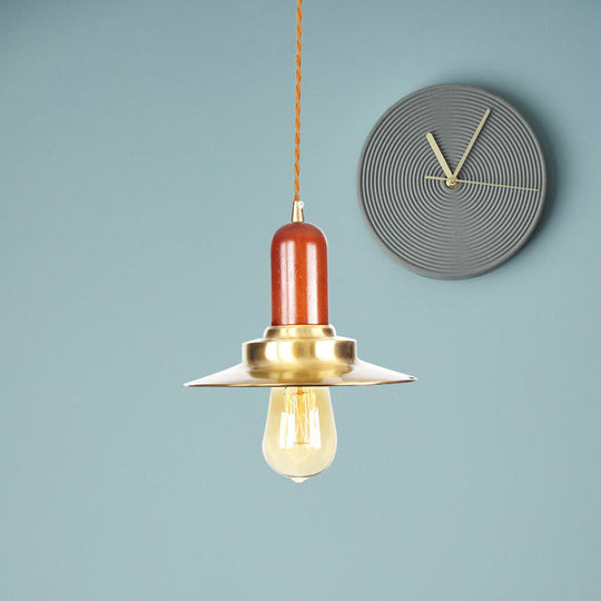 Luminaire suspendu industriel doré - Luminaire à ampoule de forme plate avec finition métallique pour une suspension au plafond élégante