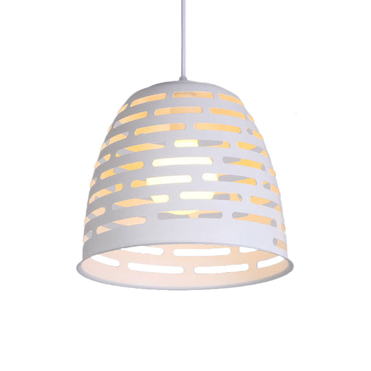 Kit de suspension simple blanche avec abat-jour en fer sculpté - Idéal pour les restaurants