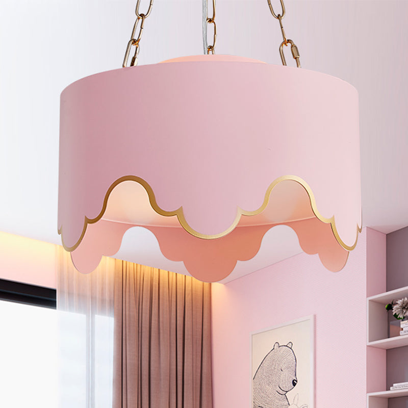 Lampe suspendue postmoderne à 1 ampoule en fer avec bordure volantée, rose/blanc, pour salle à manger