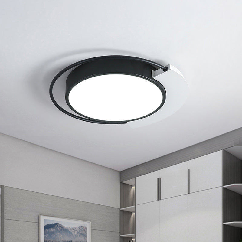 Modern Round Metal Ceiling Flush Light: White/Black LED, Bedroom Lighting, 18"/21.5" W