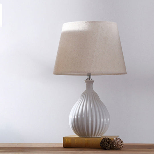 Minimalist White/Green Teardrop Night Light With Cone Fabric Shade