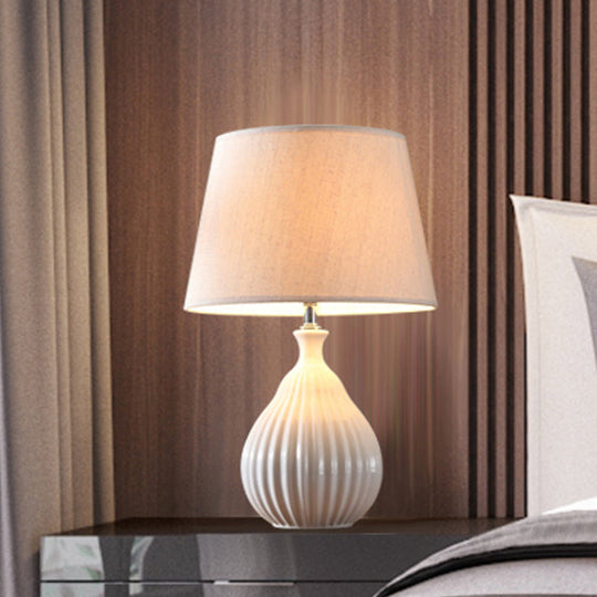 Minimalist White/Green Teardrop Night Light With Cone Fabric Shade