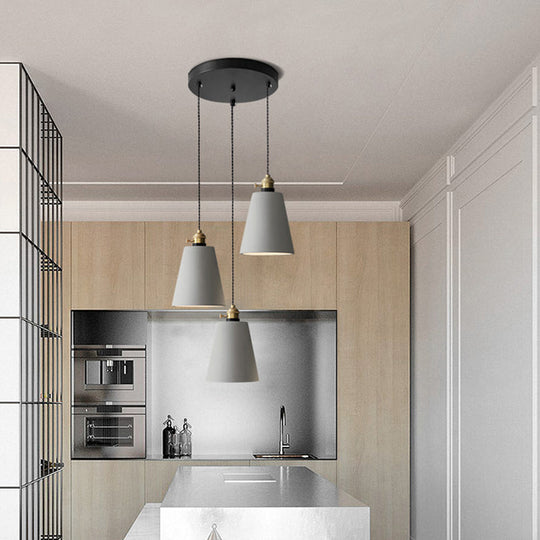 Lampe suspendue industrielle en forme de cône/cloche/tambour en ciment - Plafonnier multiple à 3 têtes - Gris - Différentes options de hauteur (3"/5"/6")