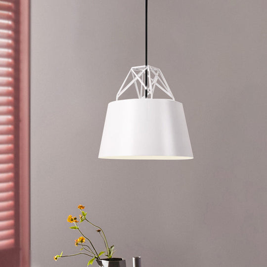 Modern Drum-Shaped Aluminum Restaurant Pendant Light With Iron Wire White