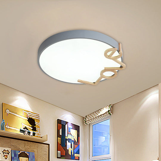 Love-Shape Wood Deco Led Flush Mount Lamp In 3 Colors