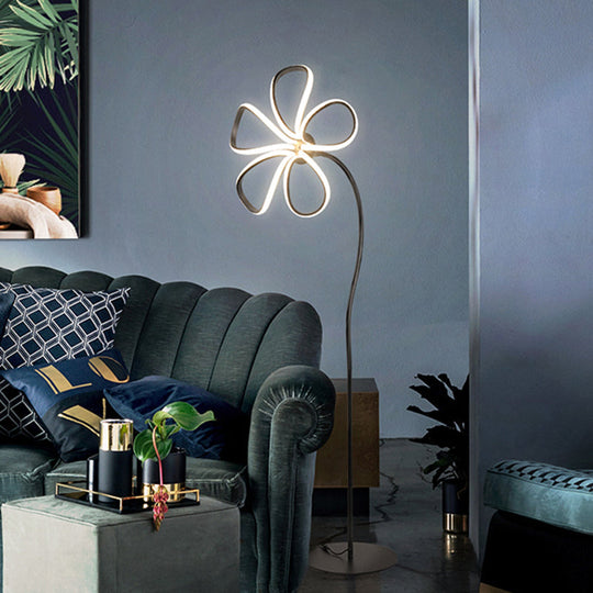 Contemporary Acrylic Bloom Floor Lamp - Black/White Led Reading Light For Study Room Black