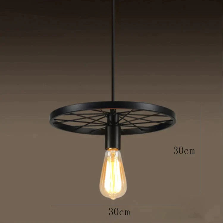 Lustre à roue antique Personnalité créative Lustre rétro en fer forgé pour restaurant et bar